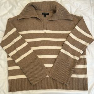 BNWT Banana Republic Johnny Collar sweater - Size small